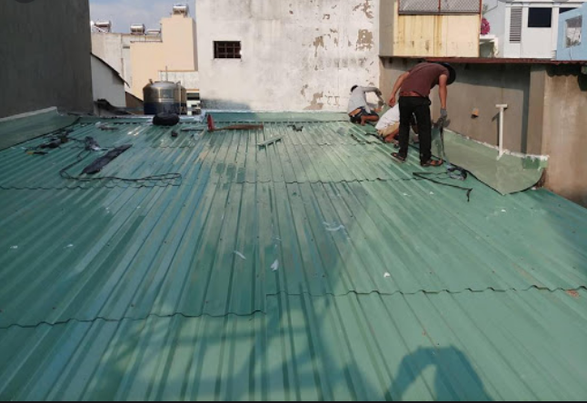 Sửa chữa chống dột mái tôn tại quận 1